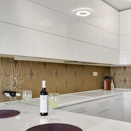 Panorama - Sunset And Castle View, 22nd Floor, Garage, Ac アパート