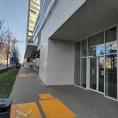 Panorama - Sunset And Castle View, 22nd Floor, Garage, Ac * Bratislava